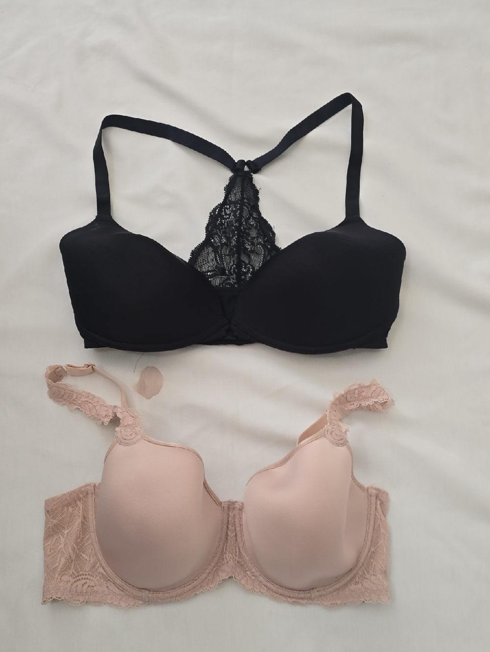 Wacoal Bundle Of 2 Black Racerback Lace Bra & Blush Molded Lace Bra